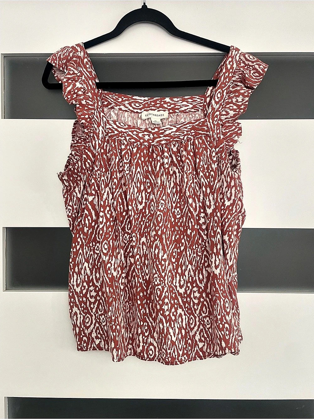 ECOTHREADS Abstract Print Blouse in Red & White XL Like New